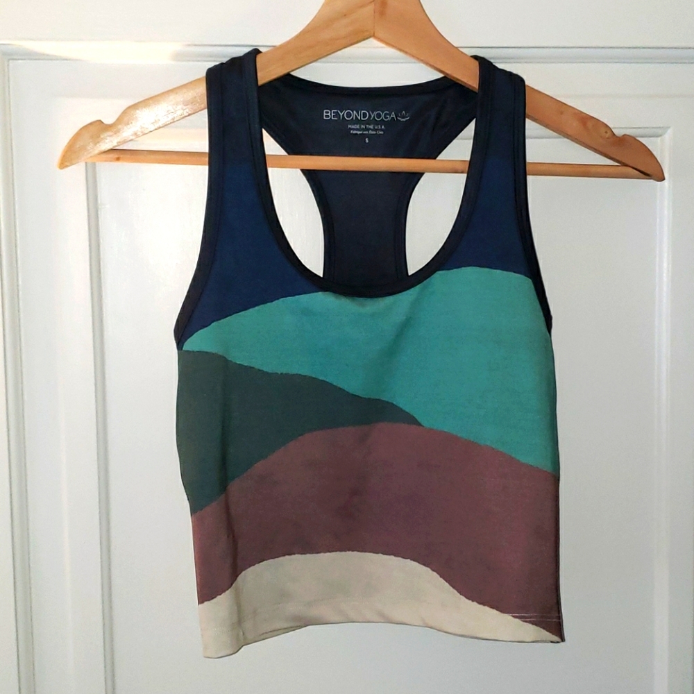 Beyond yoga crop yoga tank